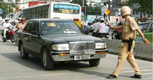 Mức phạt vi phạm luật giao thông đối với người điều khiển ô tô 2016
