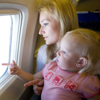 Hướng dẫn giấy tờ đi máy bay của hãng Jetstar cho bà bầu và trẻ em