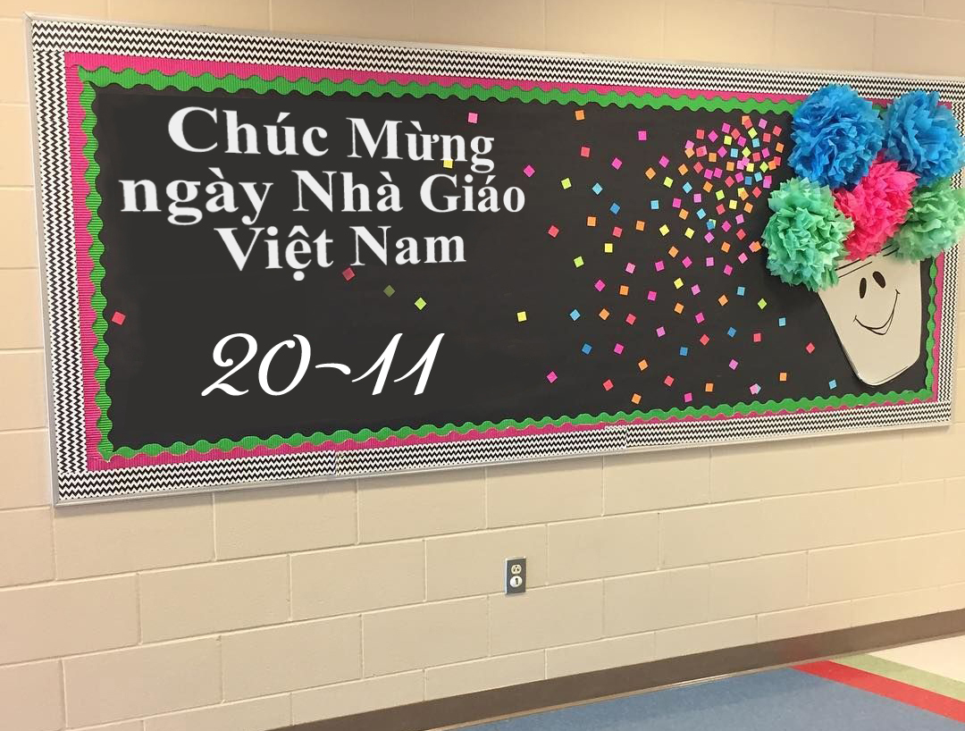 Trang trí bảng ngày Nhà giáo Việt nam bằng hoa giấy