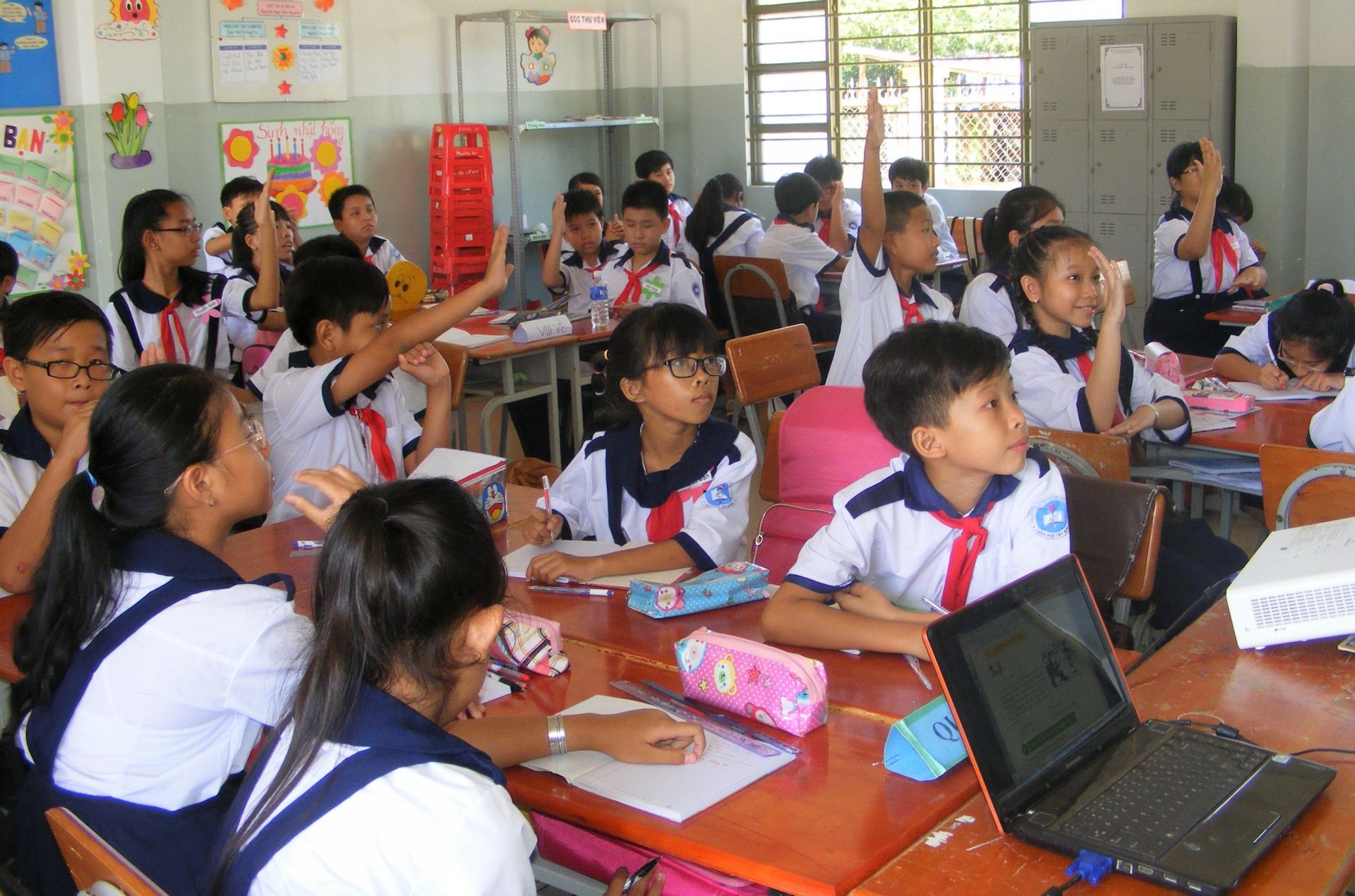 Photo of Giáo viên chủ nhiệm có trách nhiệm thu tiền học phí của học sinh không?
