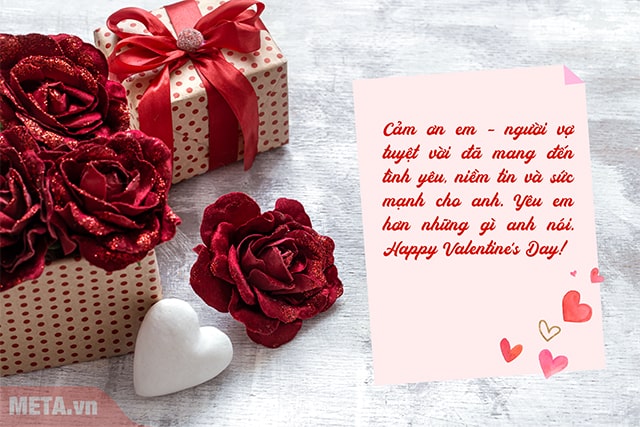 Với mẫu thiệp Valentine đẹp mắt này, thời gian sẽ dừng lại để bạn có thể tận hưởng những khoảnh khắc lãng mạn và đầy cảm xúc.