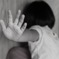 Bạo hành trẻ em là gì? Hành vi bạo lực trẻ em 2023