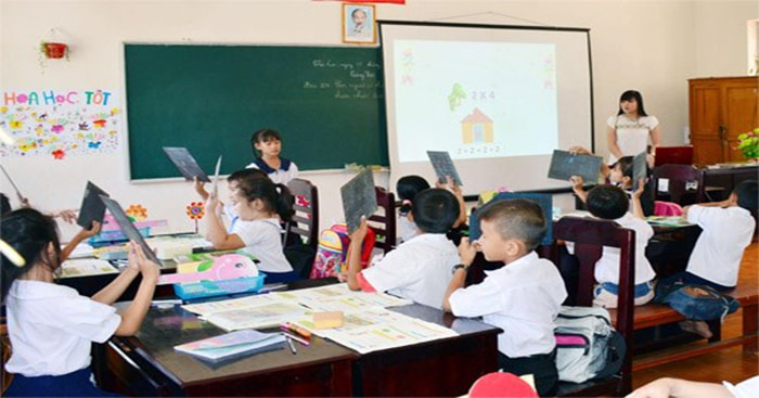 Phát huy tối đa dân chủ gián tiếp ở trường học
