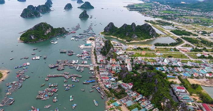 Hình ảnh phát triển đặc khu kinh tế Vân Đồn - Quảng Ninh.