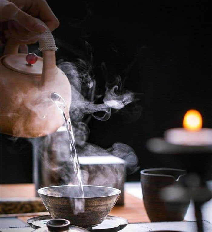 Mỗi tuần pha trà, nước trà lại có hương vị khác nhau