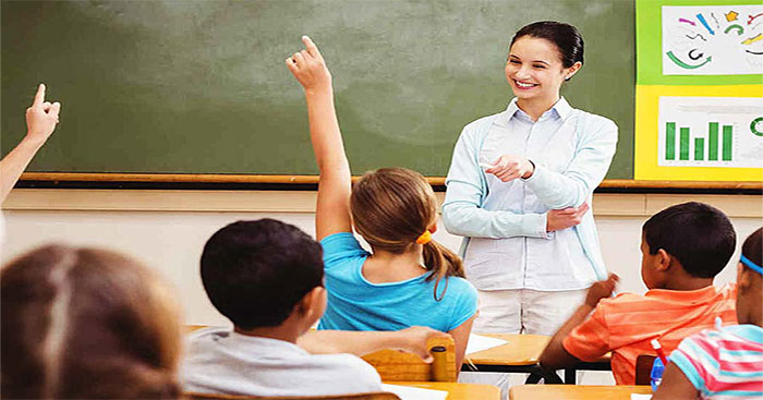 Phẩm chất chính trị đạo đức lối sống của giáo viên