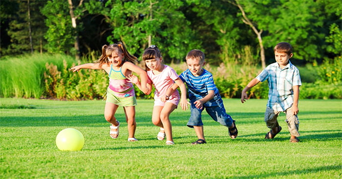 Con có kiến nghị gì đối với cha mẹ, thầy cô và các cô chú lãnh đạo