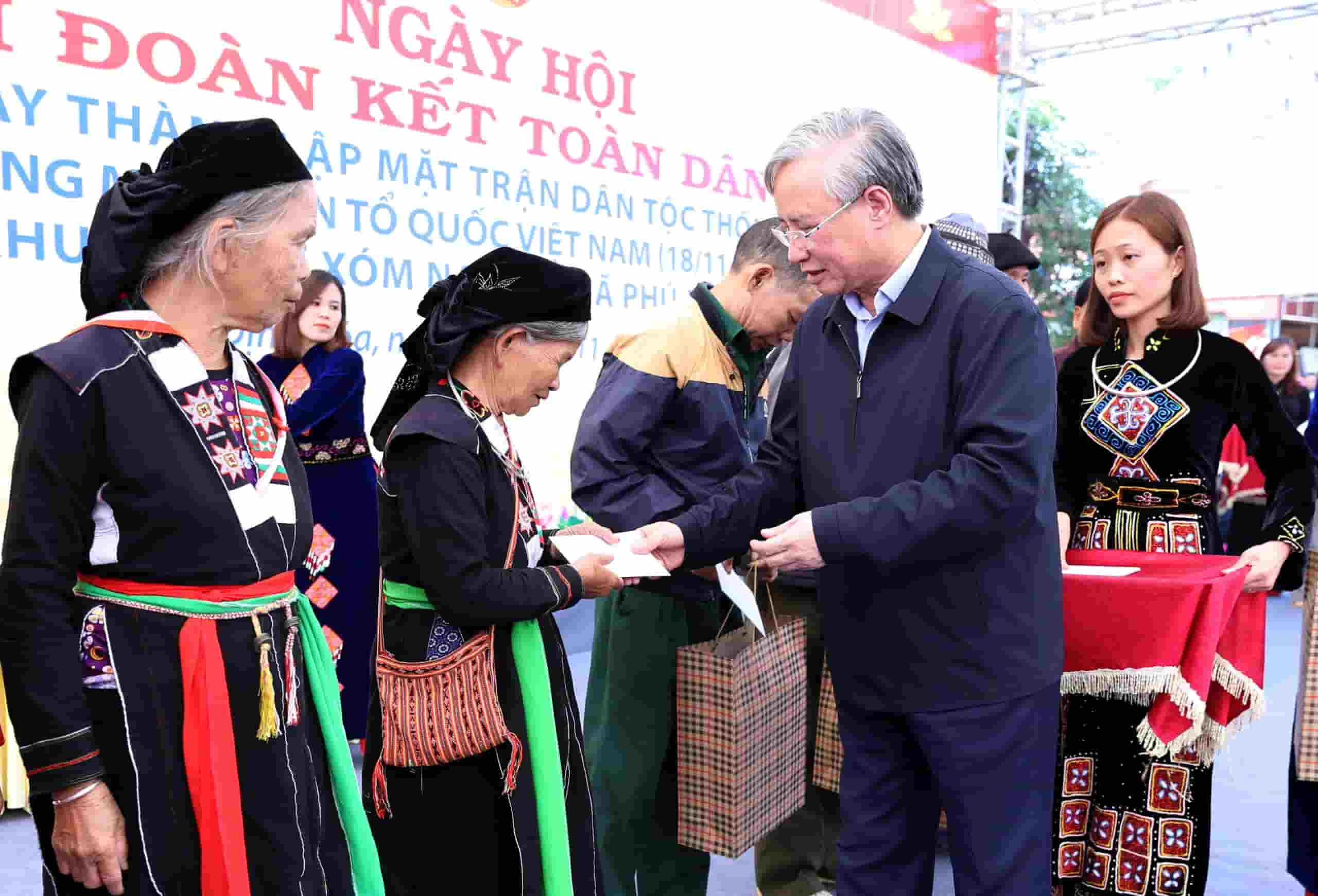 Bài phát biểu ngày hội đại đoàn kết toàn dân tộc 18/11