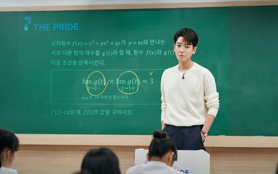 Diễn viên Jung Kyung Ho - nam chính phim Khóa học yêu cấp tốc