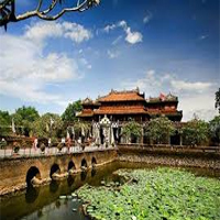 Sưu tầm tư liệu (bài viết, ảnh) và viết tóm tắt, giới thiệu về vườn quốc gia Phong Nha - Kẻ Bàng hoặc thành phố Huế