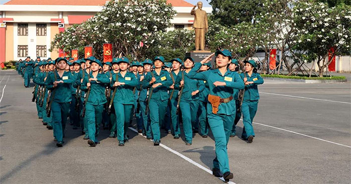 Nữ dân quân tự vệ