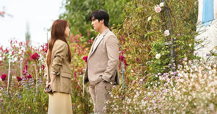 Shin Hye Sun, Ahn Bo Hyun trong phim