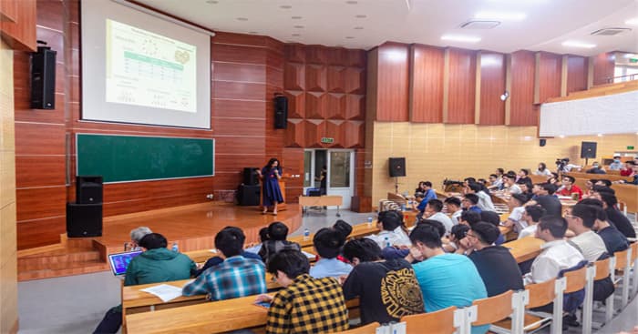Học kỳ hè có bắt buộc không?